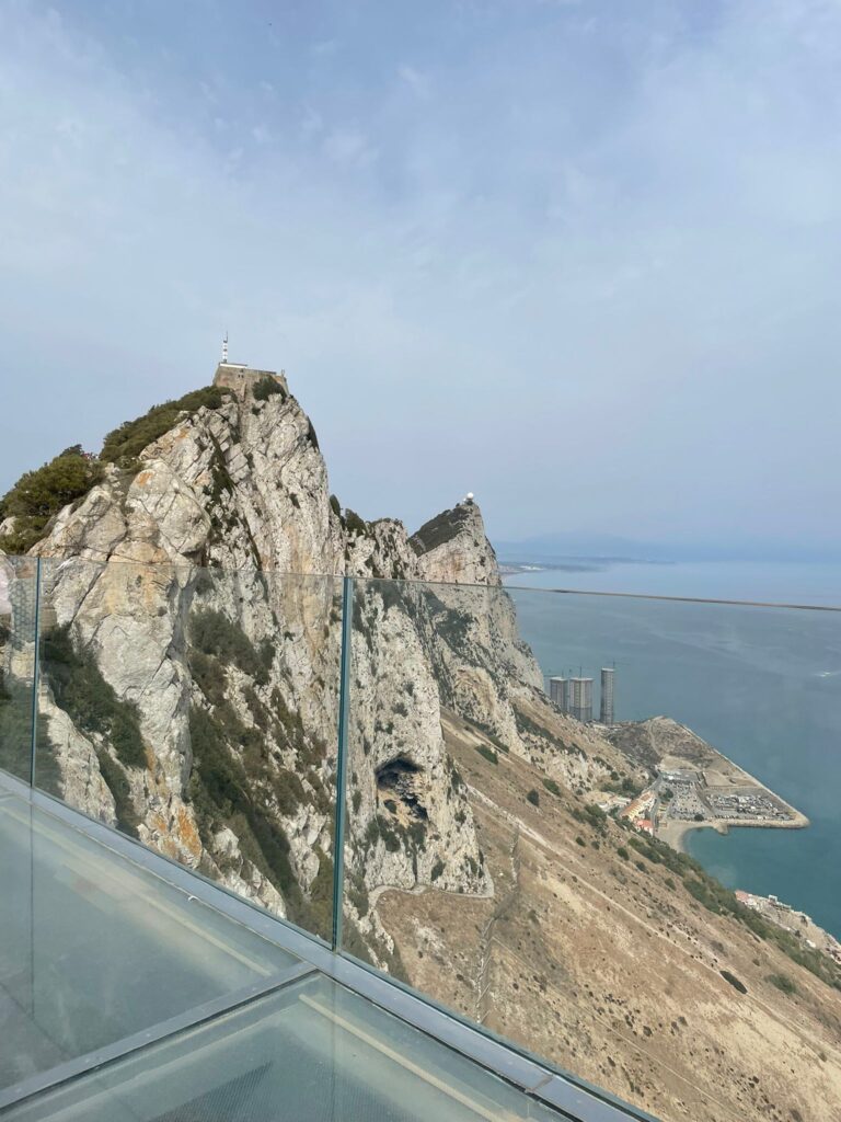 Widok z Gibraltar Skywalk